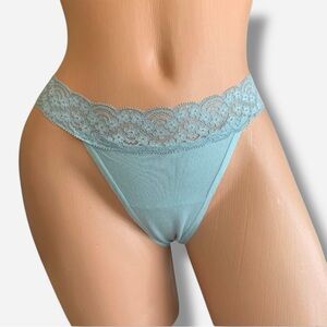 🌸New🌸 SMALL Urban Outfitters Out From Under thong panty NWT